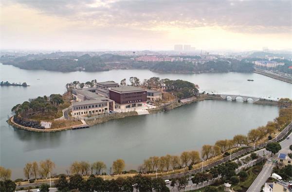 ����������С����^��ͣ܇λ�������_�ţ�ί�T���΢���h�������f�M��΢ҕ�졢΢�f��