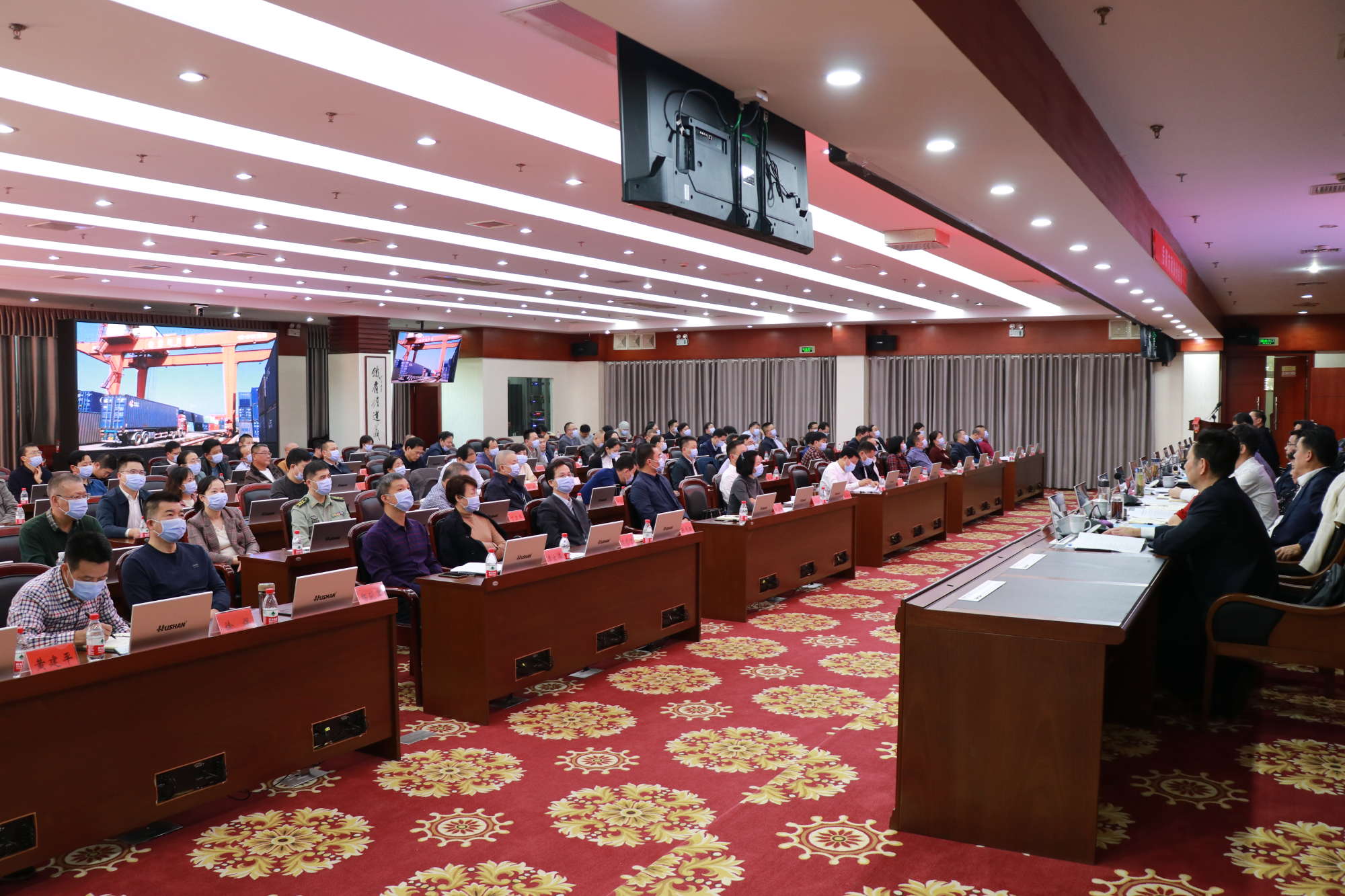 臺上看臺下.JPG 臺上看臺下.JPG