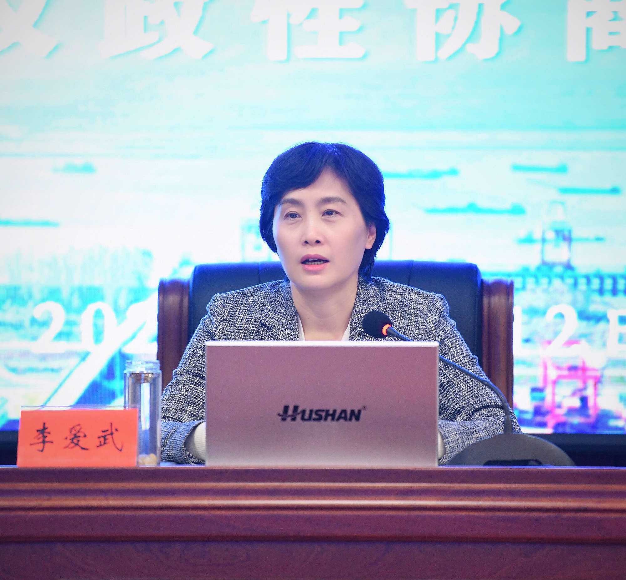 市長.jpg 市長.jpg