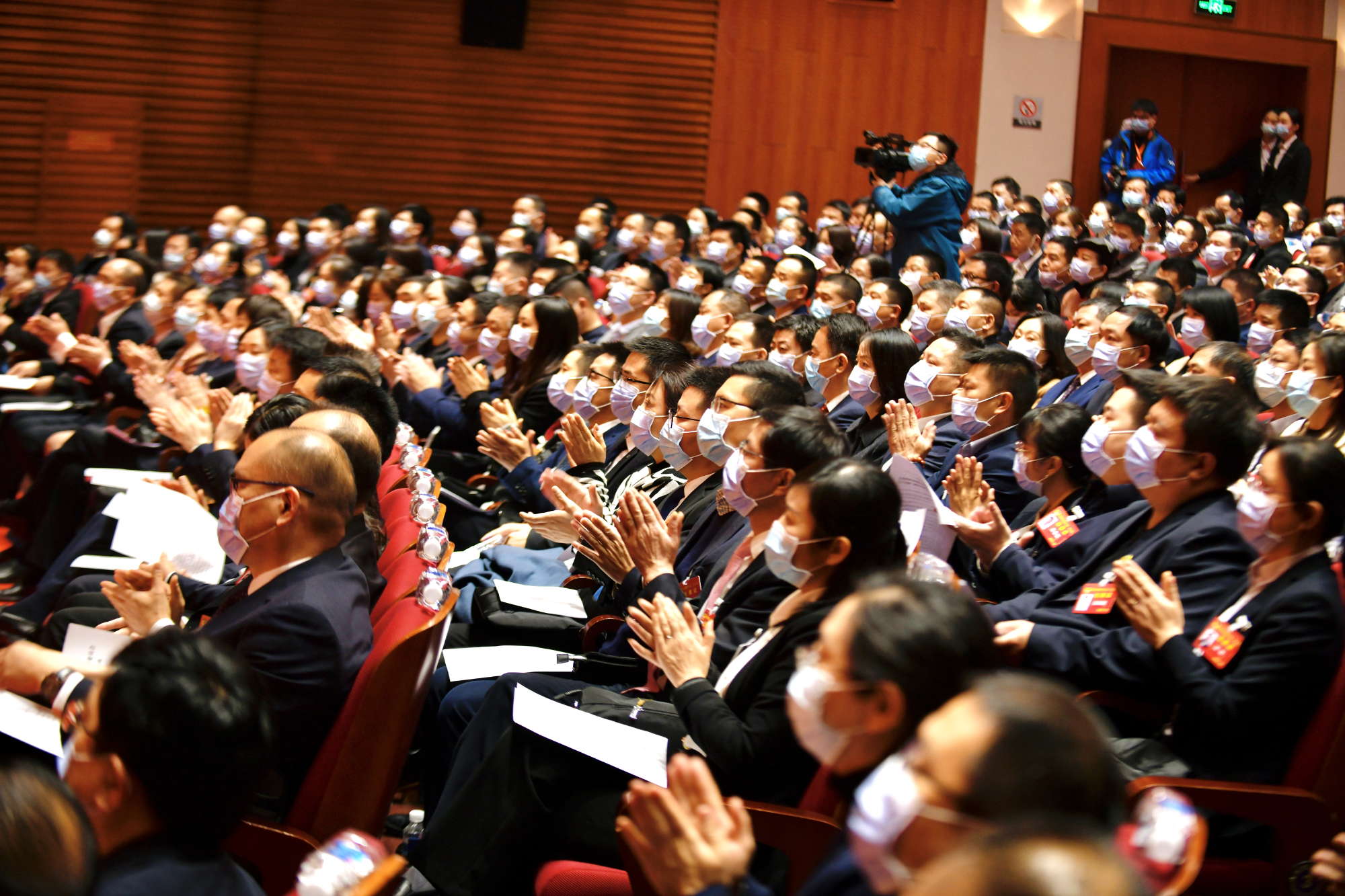 gai1142997327.jpg gai1142997327.jpg