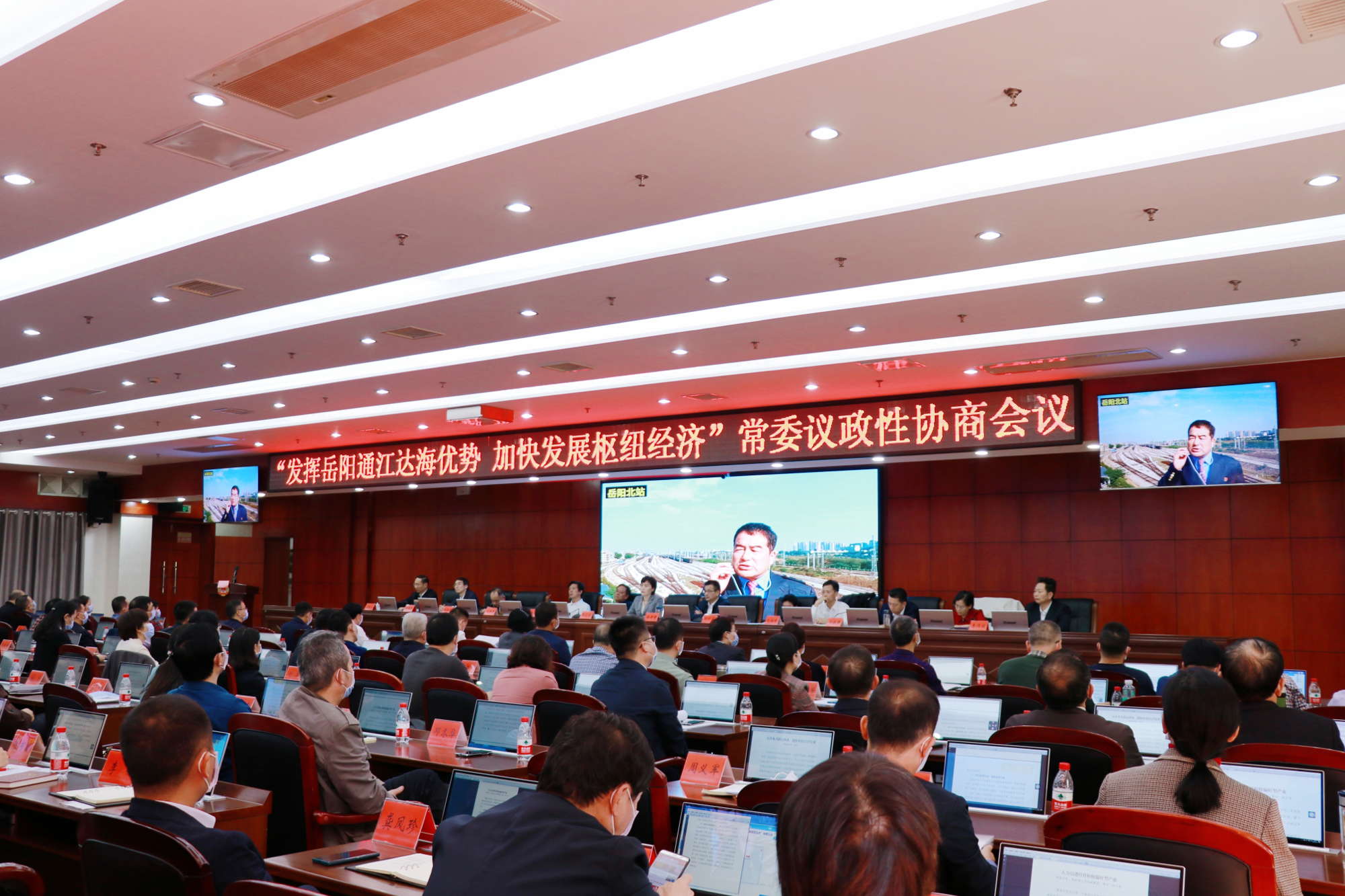 gai后面拍前面.jpg gai后面拍前面.jpg