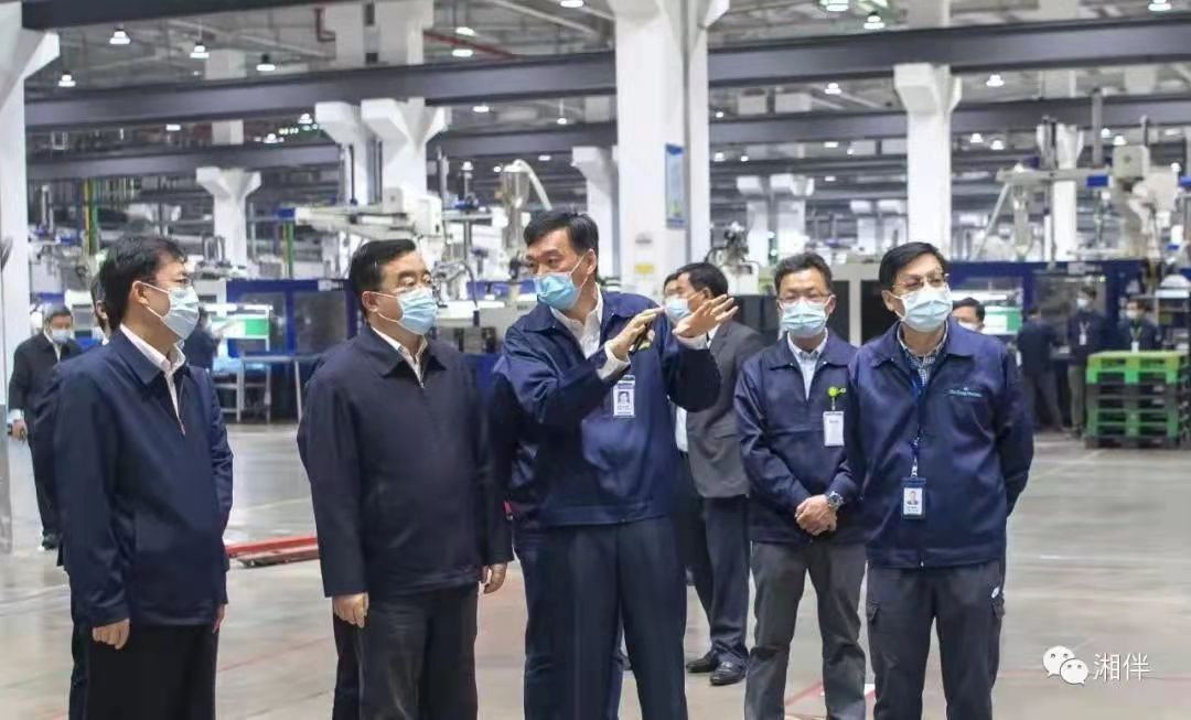 360703720.jpg 360703720.jpg