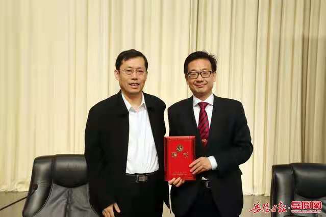 4webwxgetmsgimg.jpg 4webwxgetmsgimg.jpg